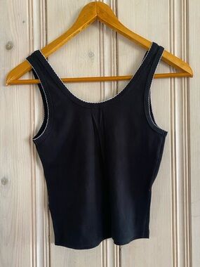 Forever 21 Black Scoop Neck Tank with White Stitching